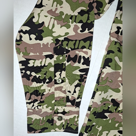 ⛱️NWT SKIMS Long Sleeve Button Up Swim Coverup Shirt Logo Camo XS M L - Picture 11 of 15
